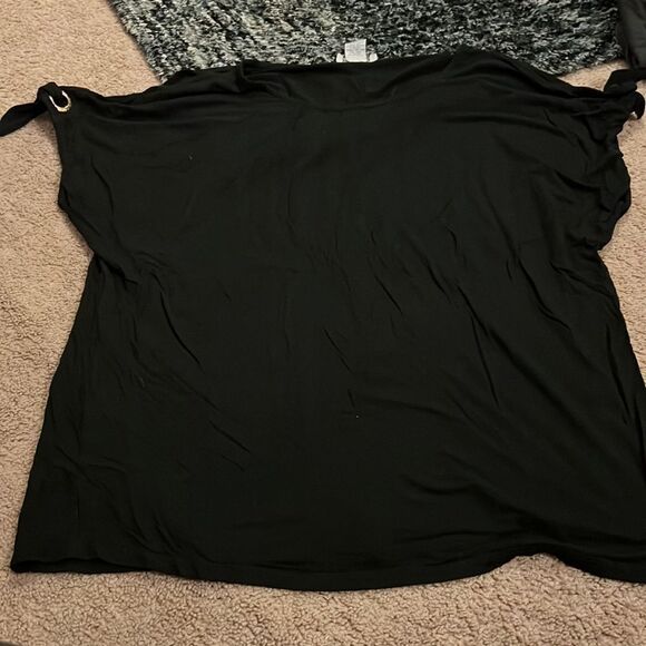 Carmen Marc Valvo black blouse L - Picture 2 of 6